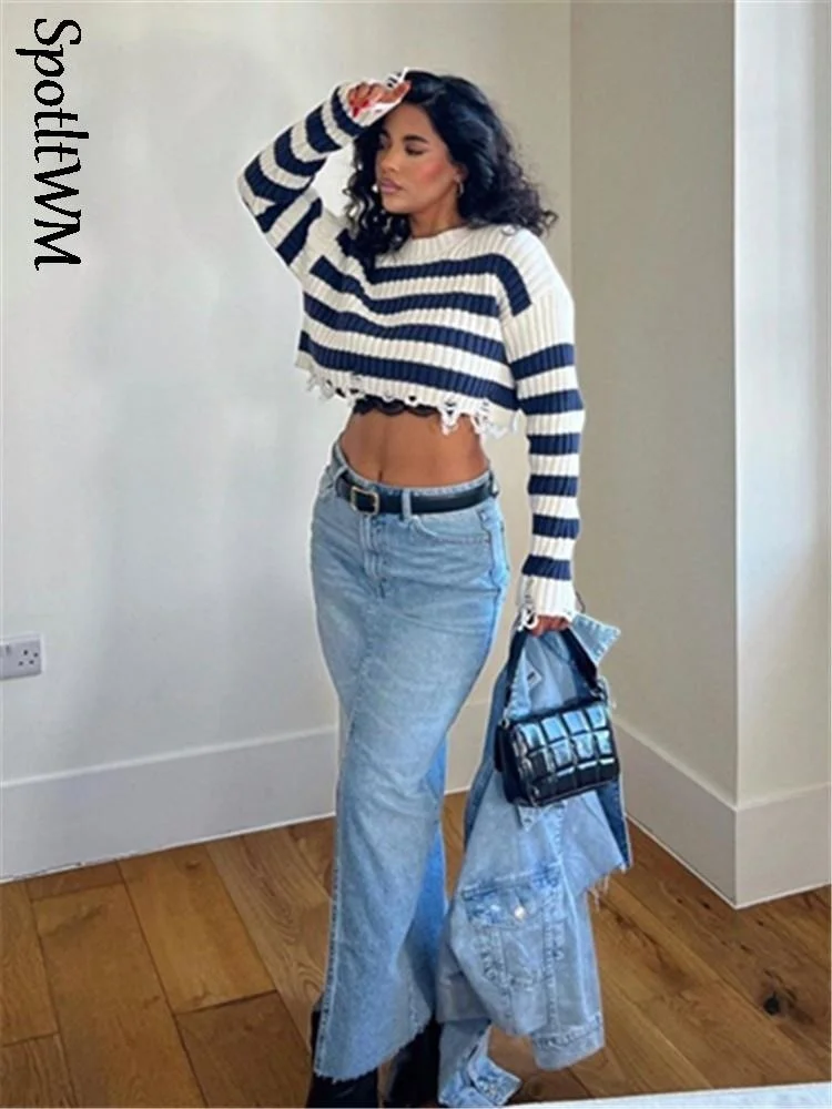 Elegant Women Striped Short Knitted Pullover O Neck Sexy Hollow-out Sweater 2023 Spring Female Streetwear Loose Chic Pullovers
Elegant Women Striped Short Knitted Pullover O Neck Sexy Hollow-out Sweater 2023 Spring Female Streetwear Loose Chic Pullovers
