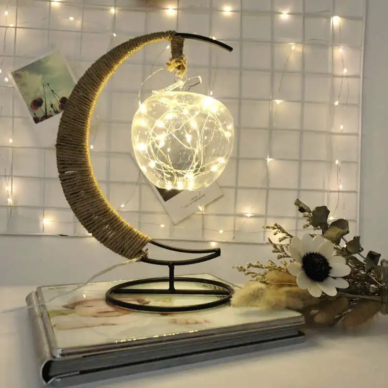 2022 Christmas Gifts LED Hemp Rope Night Lamp Fairy String Lights Retro Sepak Takraw Home Decor Ornaments Enchanted Lunar Lamp
2022 Christmas Gifts LED Hemp Rope Night Lamp Fairy String Lights Retro Sepak Takraw Home Decor Ornaments Enchanted Lunar Lamp