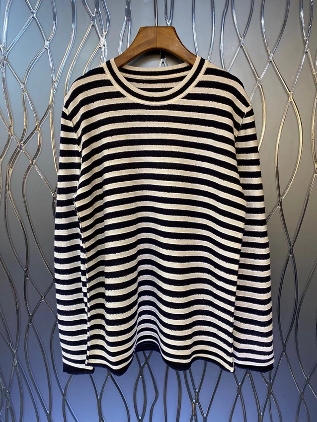 2022 new women Fashion Long Sleeve Casual Black and White Striped Loose Knit Top 923
2022 new women Fashion Long Sleeve Casual Black and White Striped Loose Knit Top 923