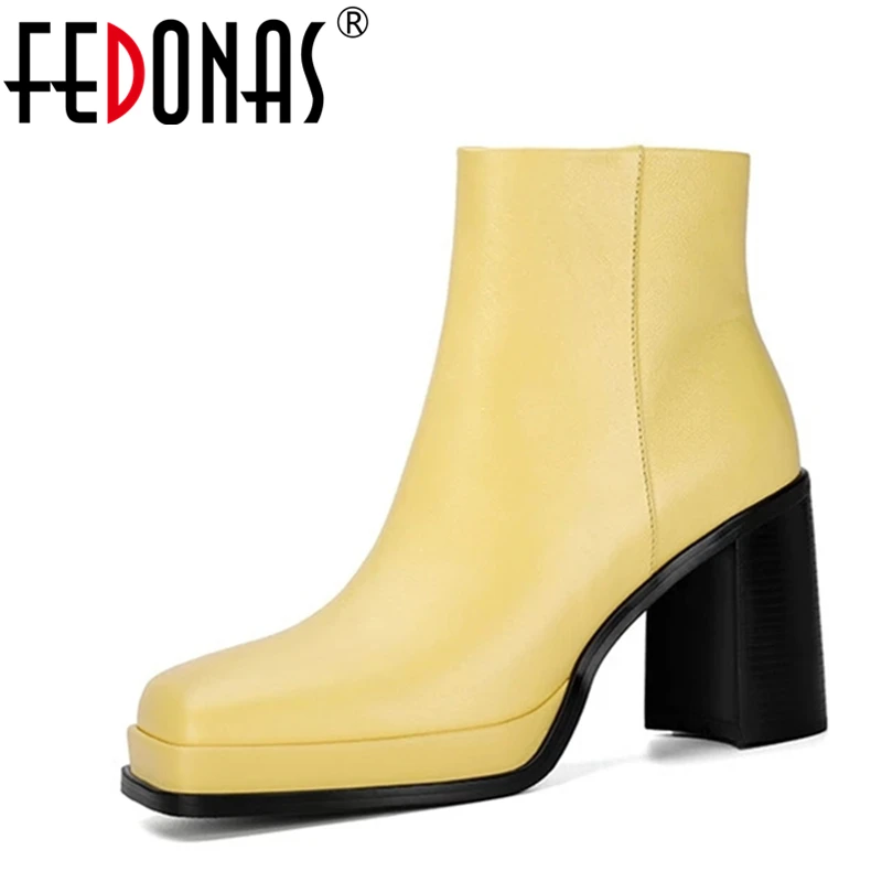 Женские полусапожки из воловьей кожи FEDONAS, коричневые полусапожки, теплая обувь для вечерние на осень и зиму 2019
Женские полусапожки из воловьей кожи FEDONAS, коричневые полусапожки, теплая обувь для вечерние на осень и зиму 2019