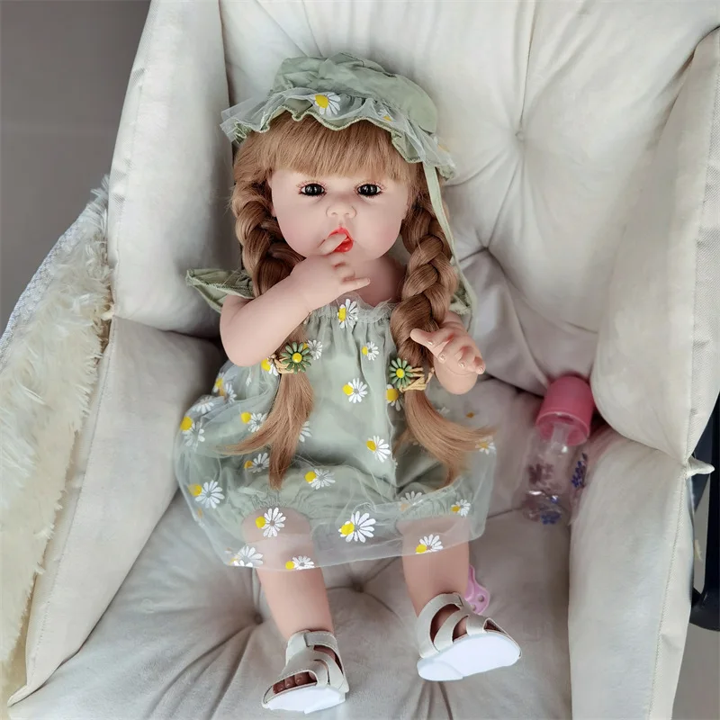 55cm Rebirth Doll Imitation Baby Enamel Doll Changing Doll Early Education Accompanying Children Toy Wholesale
55cm Rebirth Doll Imitation Baby Enamel Doll Changing Doll Early Education Accompanying Children Toy Wholesale