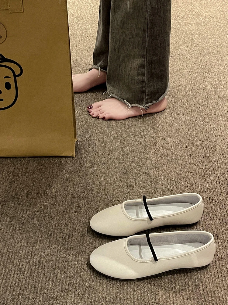 Женские летние туфли с закрытым носком, модные женские повседневные кроссовки с круглым носком, мягкие элегантные модные удобные туфли на плоской подошве, 2023 
Женские летние туфли с закрытым носком, модные женские повседневные кроссовки с круглым носком, мягкие элегантные модные удобные туфли на плоской подошве, 2023