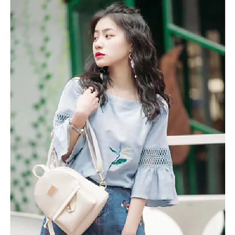 Fashion Printed Spliced Lace Hollow Out Flare Sleeve Blouse Women's Clothing 2023 Summer New Casual Pullovers Loose Korean Shirt
Fashion Printed Spliced Lace Hollow Out Flare Sleeve Blouse Women's Clothing 2023 Summer New Casual Pullovers Loose Korean Shirt