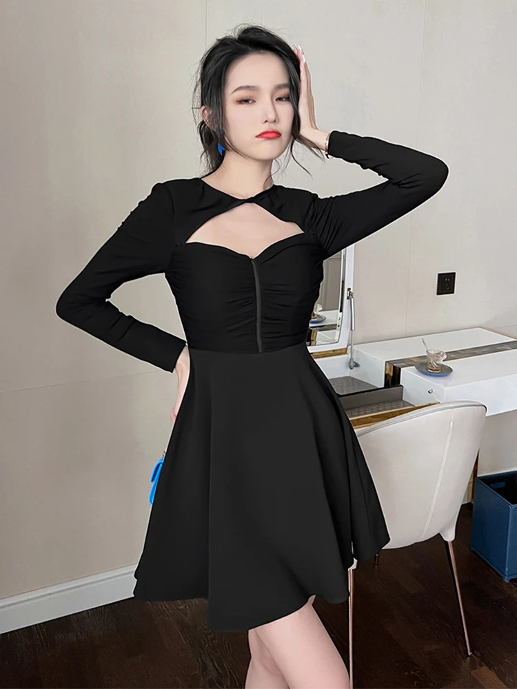 Korean Style Elegant Dress For Women 2022 O-Neck Hollow out Folds Mini Club Y2K Evening Runway Slim Waist Female Dress Vestidos
Korean Style Elegant Dress For Women 2022 O-Neck Hollow out Folds Mini Club Y2K Evening Runway Slim Waist Female Dress Vestidos
