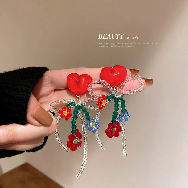 New Silver Needle Resin Crystal Flower Love Bow Earrings Temperament Long Tassel Earrings Sweet Personality Earrings Women
New Silver Needle Resin Crystal Flower Love Bow Earrings Temperament Long Tassel Earrings Sweet Personality Earrings Women