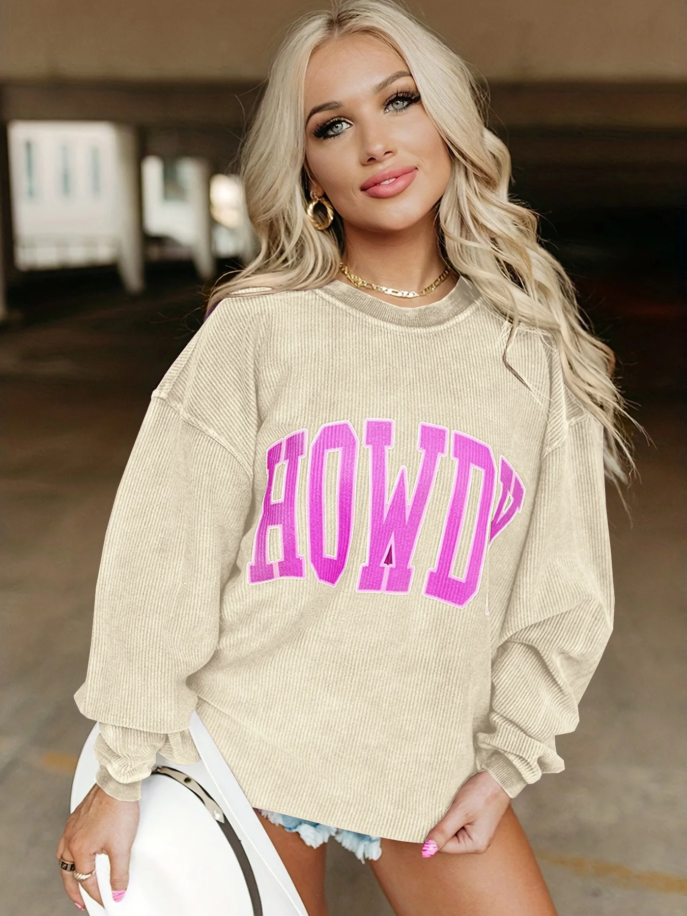 Letter printed casual sweatshirt for women in Europe and America solid color hooded loose round neck pullover long sleeved top
Letter printed casual sweatshirt for women in Europe and America solid color hooded loose round neck pullover long sleeved top
