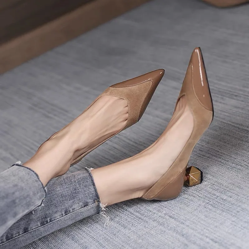 Pearl Decor Strange Heel Women Pumps Shoes Pointed Toe Asakuchi Women Shoes 2022 Stylish Dress Shoe for Female Elegant Shoe
Pearl Decor Strange Heel Women Pumps Shoes Pointed Toe Asakuchi Women Shoes 2022 Stylish Dress Shoe for Female Elegant Shoe
