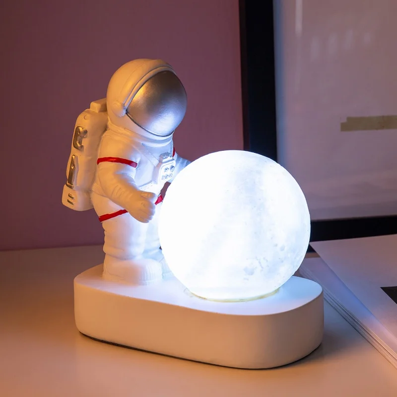 Astronaut LED Night Lights child Birthday gift Astronaut statue lamp Decor Crafts Children's room Home decoration accessorie
Astronaut LED Night Lights child Birthday gift Astronaut statue lamp Decor Crafts Children's room Home decoration accessorie