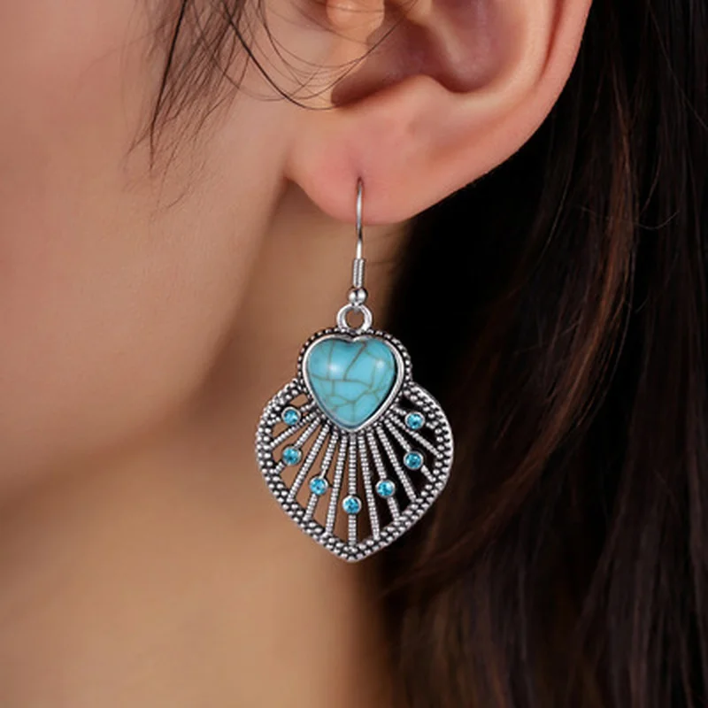 Vintage Tibetan Silver Color Natural s Stud Earrings Blue Stone Heart Shaped Pendant Dangle Earrings for Women Boho
Vintage Tibetan Silver Color Natural s Stud Earrings Blue Stone Heart Shaped Pendant Dangle Earrings for Women Boho