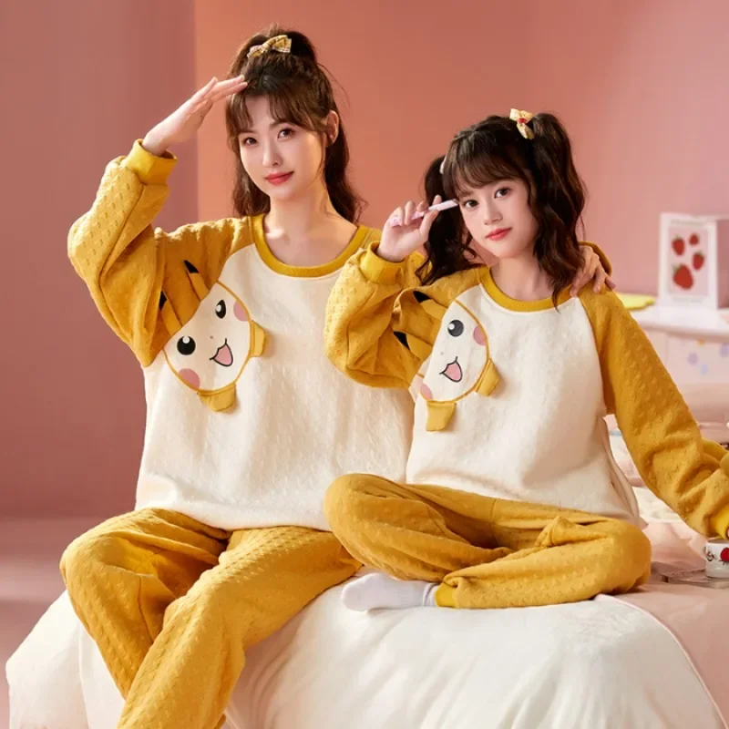 Sanrio Kuromi Family Matching Pajamas Cinnamoroll Kawaii Sweatshirts Anime Sweet Kids Christmas Top Printing Clothes Sleepwear
Sanrio Kuromi Family Matching Pajamas Cinnamoroll Kawaii Sweatshirts Anime Sweet Kids Christmas Top Printing Clothes Sleepwear