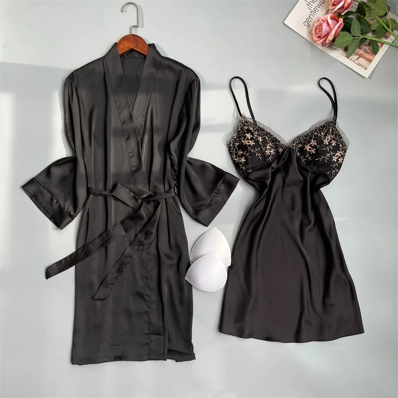 Summer Sexy Embroidery Robe Nightdress 2Pcs Bathrobe Nightgown Homewear Bride Bridesmaid Pajamas Home Service
Summer Sexy Embroidery Robe Nightdress 2Pcs Bathrobe Nightgown Homewear Bride Bridesmaid Pajamas Home Service