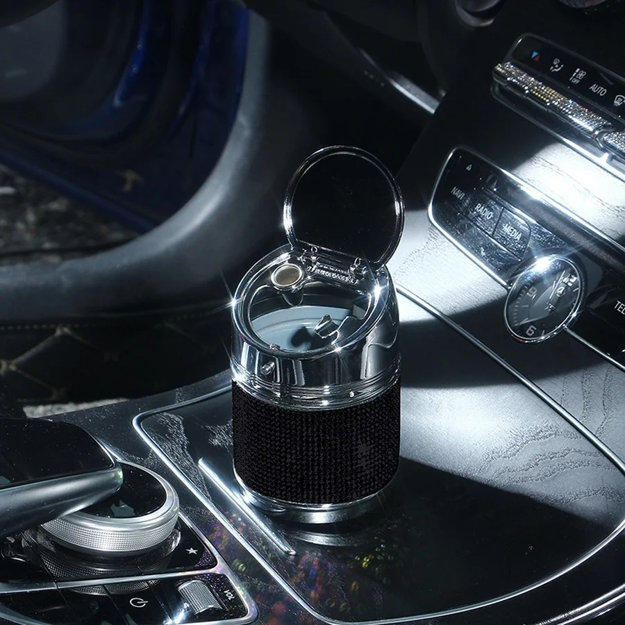 2022 Crystal Car Ashtray Cigarette Trash Can Car Logo Styling Cigar Holder Rainstone Car Bling Accessories Interior for Woman
2022 Crystal Car Ashtray Cigarette Trash Can Car Logo Styling Cigar Holder Rainstone Car Bling Accessories Interior for Woman