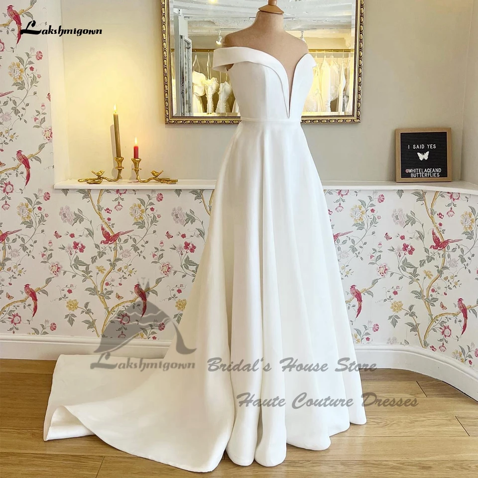 

Lakshmigown Simple Crepe A Line Wedding Dress Plunging V-Neck 2024 Vestidos de Novia Sexy Beach Bridal Gowns Off The Shoulder