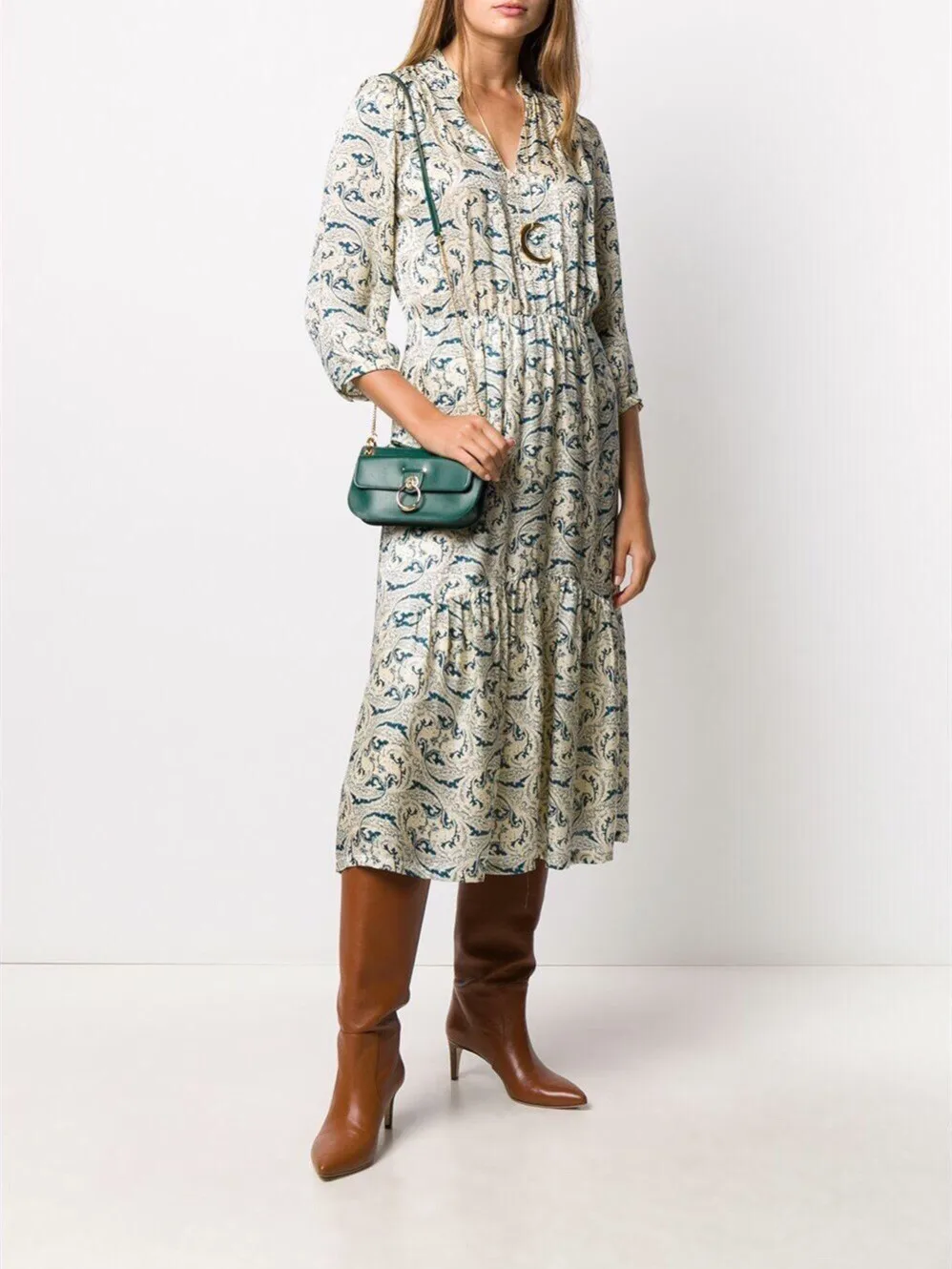 Women's Vintage Paisley Print Dress Loose Pleated Satin Shiny Silk V-Neck Long Sleeve Robe
Women's Vintage Paisley Print Dress Loose Pleated Satin Shiny Silk V-Neck Long Sleeve Robe