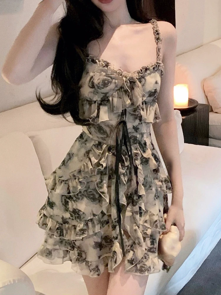 Korean Fashion Strap Dress Women Causal Elegant Short Party Dress Female Sleeveless Y2k Mini Dress Chiffon Design 2023 Summer
Korean Fashion Strap Dress Women Causal Elegant Short Party Dress Female Sleeveless Y2k Mini Dress Chiffon Design 2023 Summer
