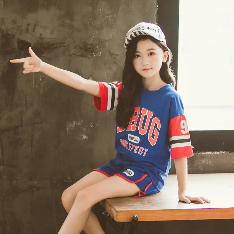 4-12y Summer Girls Sports Suit Korean Boutique Fashion Casual Elegant Short-sleeved T-shirt Cute Sports Shorts Sets for Girls
4-12y Summer Girls Sports Suit Korean Boutique Fashion Casual Elegant Short-sleeved T-shirt Cute Sports Shorts Sets for Girls