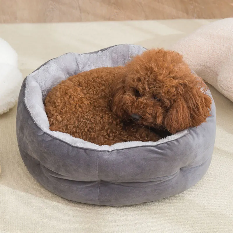 Плюшевая кровать для собак, кошек, домашних питомцев, средний и маленький размер, диван-кровать, подушка, моющаяся кровать для питомцев, кров... 
Плюшевая кровать для собак, кошек, домашних питомцев, средний и маленький размер, диван-кровать, подушка, моющаяся кровать для питомцев, кров...