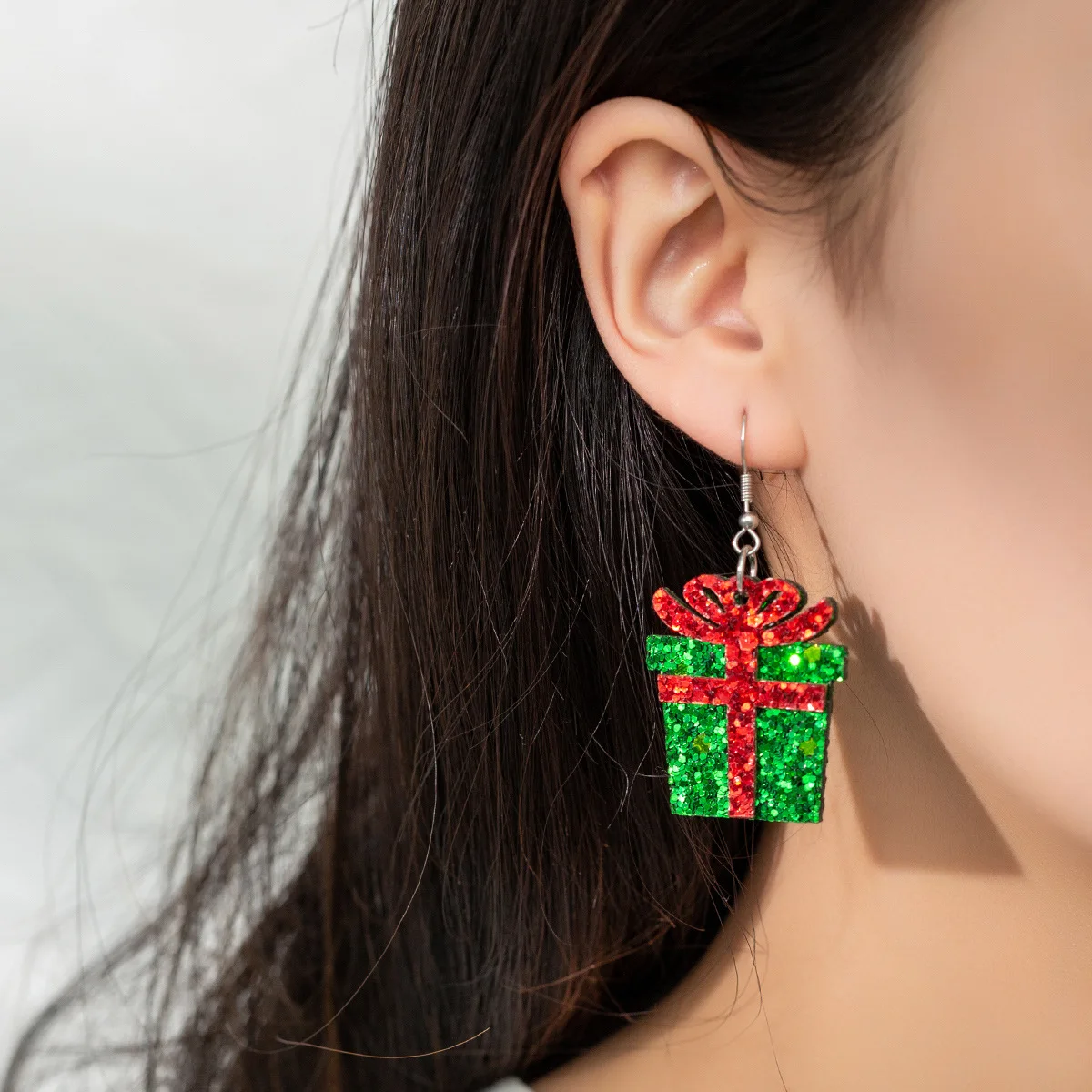 Christmas Gift Box Gift Bow Earrings Fashion Interesting Girl Women DIY Jewelry Accessories Pendant
Christmas Gift Box Gift Bow Earrings Fashion Interesting Girl Women DIY Jewelry Accessories Pendant