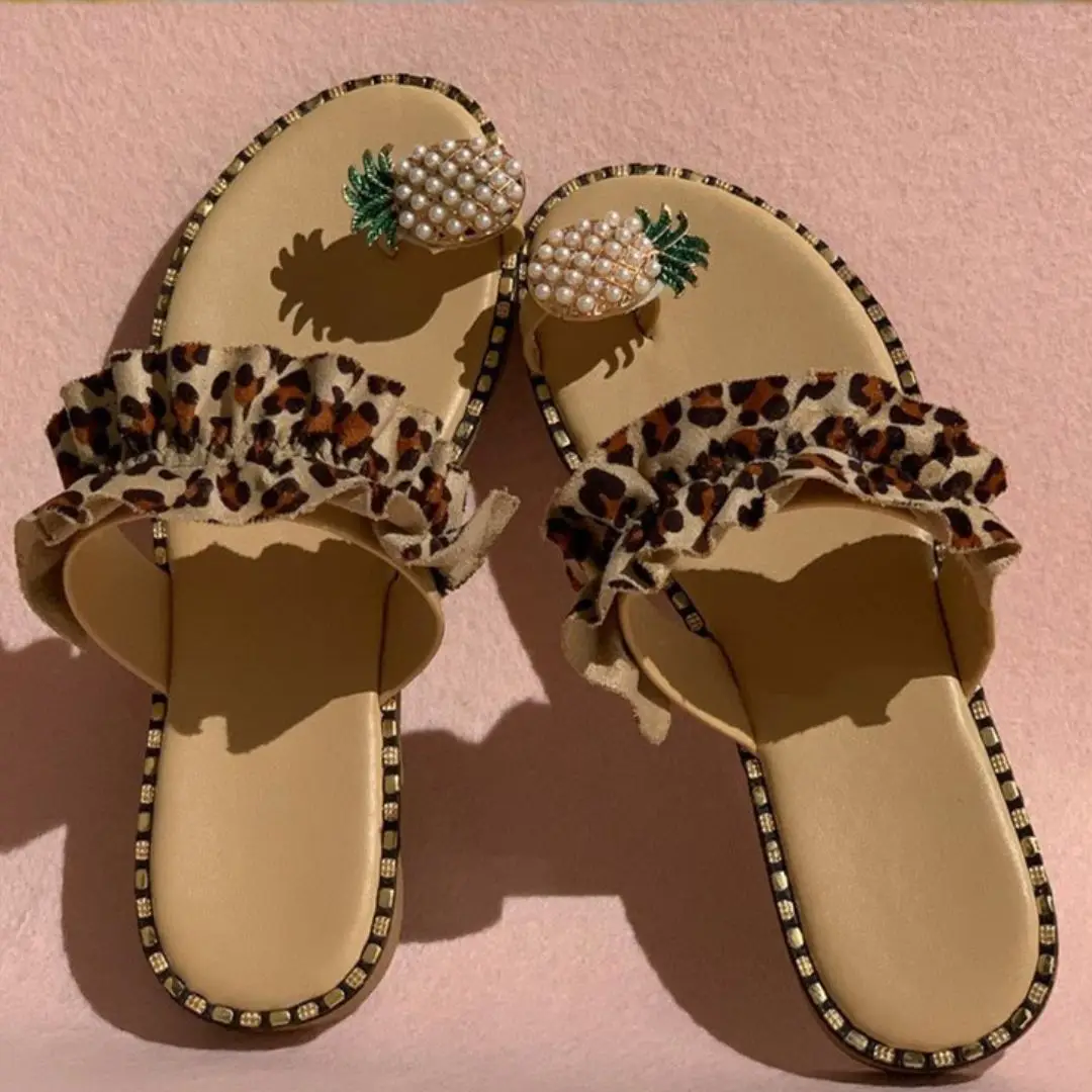 Shoes Big Size Women Flat Sandals Pearl Pineapple Fruits Designer Bordered Pleated Fashion Luxury Lovely Slippers Beach For Girl
Shoes Big Size Women Flat Sandals Pearl Pineapple Fruits Designer Bordered Pleated Fashion Luxury Lovely Slippers Beach For Girl