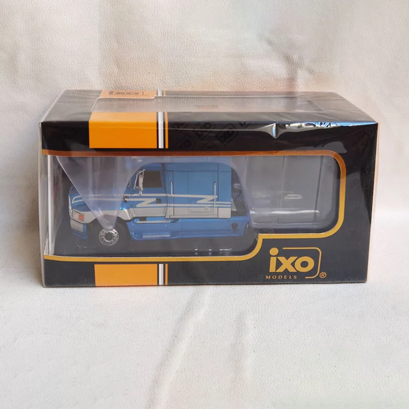 Коллекционная модель грузовика из сплава для Трактора FORD AEROMAX 1/43, масштаб 1990
Коллекционная модель грузовика из сплава для Трактора FORD AEROMAX 1/43, масштаб 1990