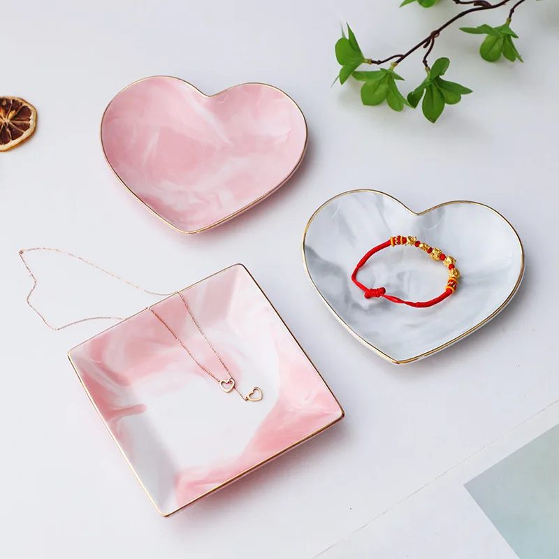 Nordic Ceramic Heart Shape Small Jewelry Dish Earrings Necklace Ring Storage Plates Fruit Dessert Display Bowl Decoration Tray
Nordic Ceramic Heart Shape Small Jewelry Dish Earrings Necklace Ring Storage Plates Fruit Dessert Display Bowl Decoration Tray