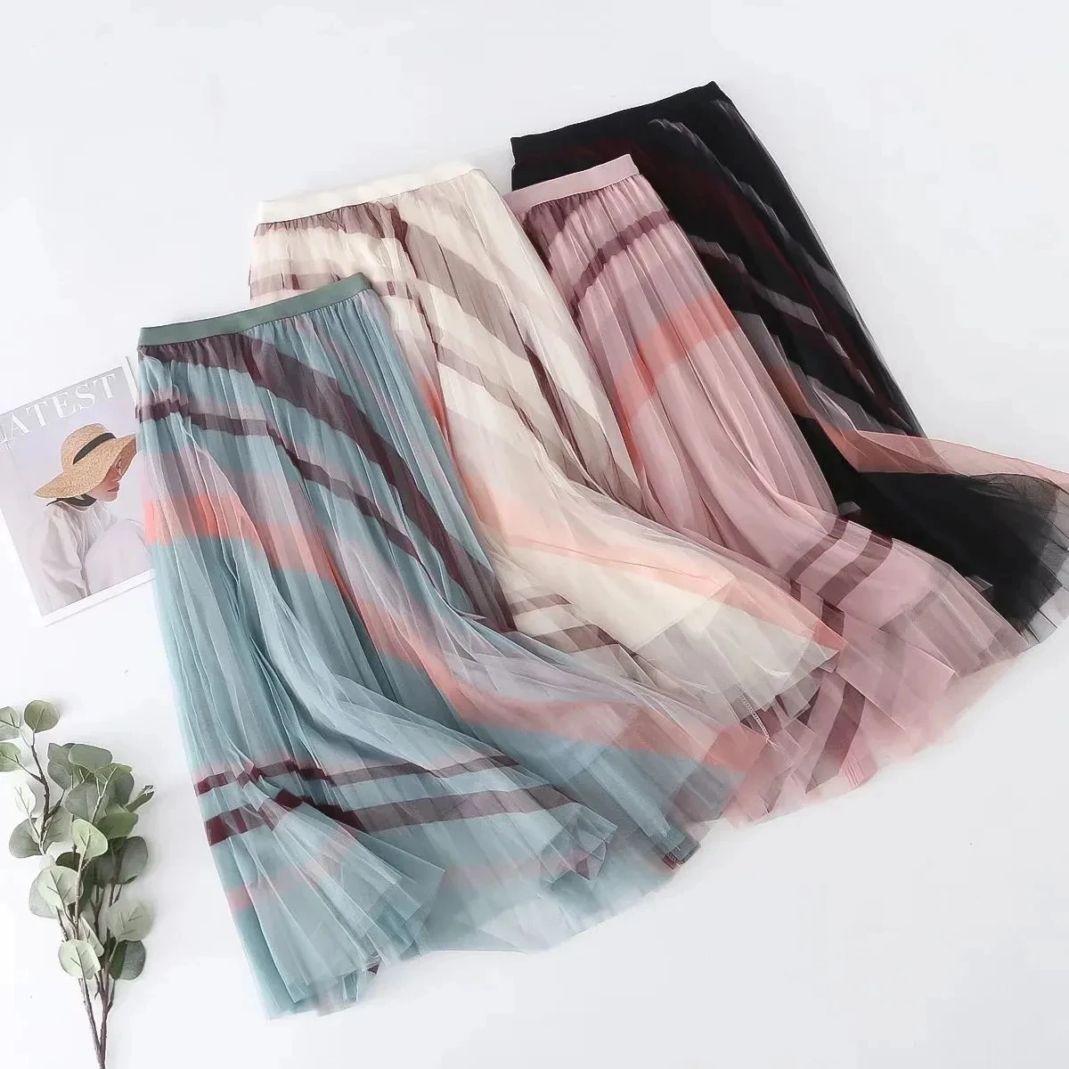 Printed mesh pleated skirt high waisted skirt women summer lace casual sexy skirts clothes P3 918
Printed mesh pleated skirt high waisted skirt women summer lace casual sexy skirts clothes P3 918