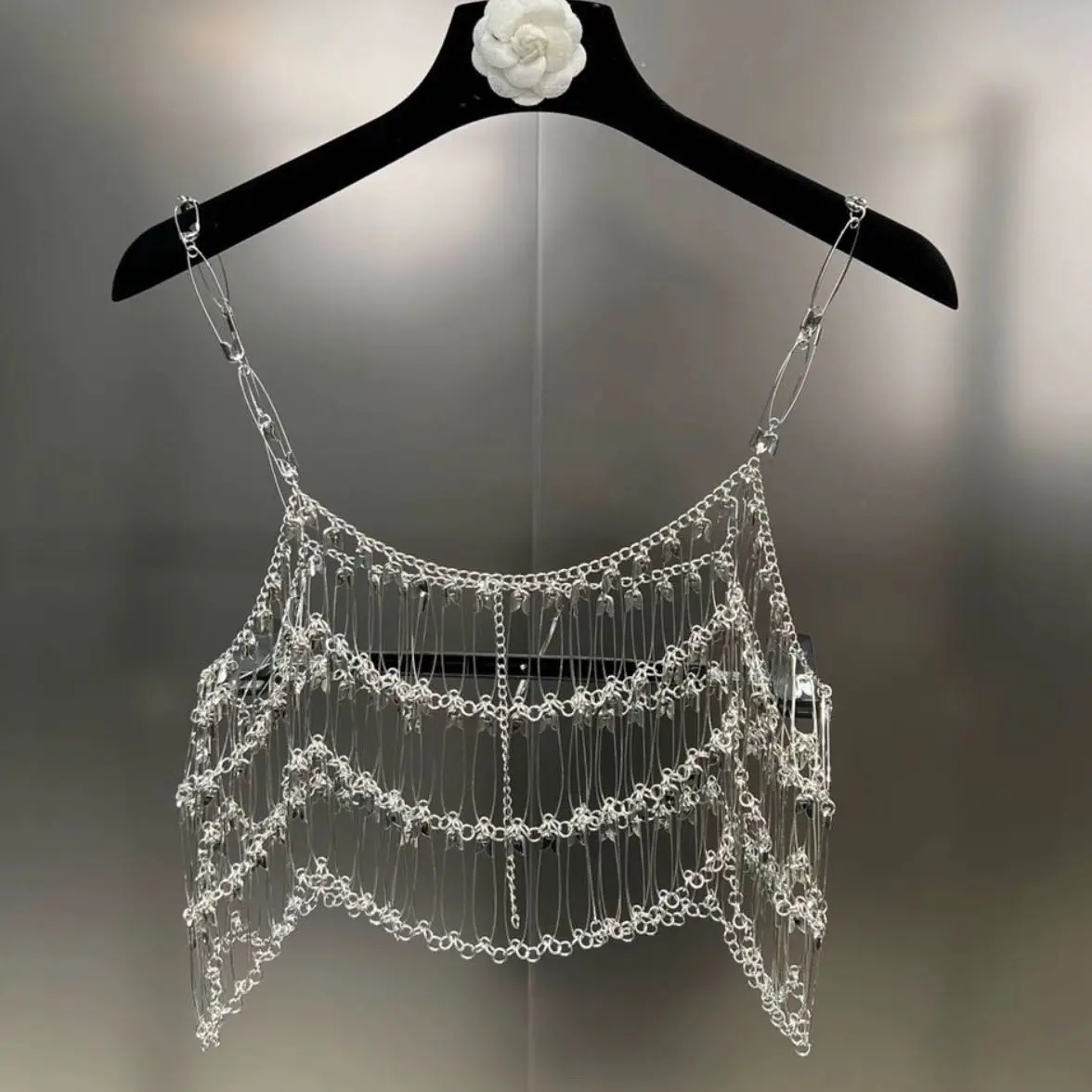 Summer 2023 Pin Splicing Spaghetti Strap Camisole Hollow Out Heavy Industry Europe and America Ins Street Fashion Sling
Summer 2023 Pin Splicing Spaghetti Strap Camisole Hollow Out Heavy Industry Europe and America Ins Street Fashion Sling