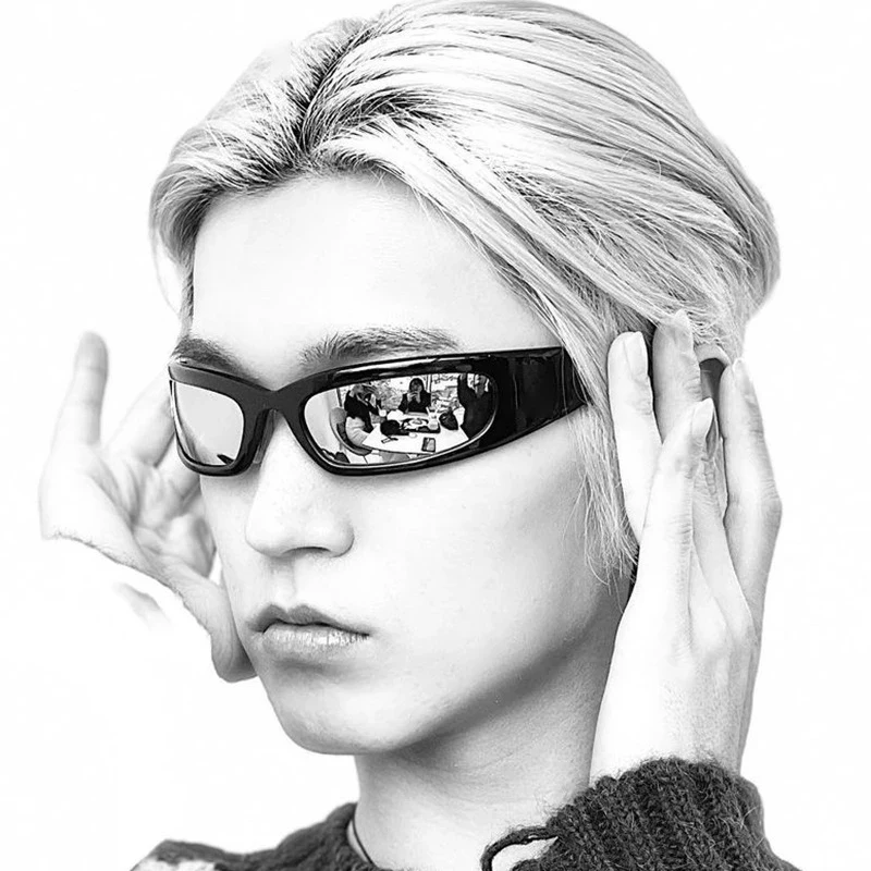 2022 Trendy Millennium Sport Y2K Sunglasses Women Moon Sun Glasses Fashion Future Technology Sense 2000S 90S Aesthetic Eyewear
2022 Trendy Millennium Sport Y2K Sunglasses Women Moon Sun Glasses Fashion Future Technology Sense 2000S 90S Aesthetic Eyewear