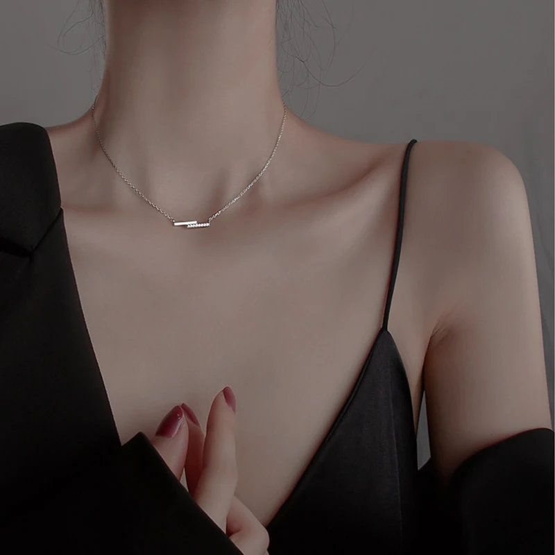 NEW 925 Sterling Silver Exquisite Zircon Geometry Necklace Female Simple Collar Clavicle Chain Gift For Girls Exquisite Jewelry
NEW 925 Sterling Silver Exquisite Zircon Geometry Necklace Female Simple Collar Clavicle Chain Gift For Girls Exquisite Jewelry