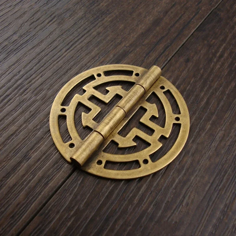 Винтажные латунные петли 45 мм 2 шт
Винтажные латунные петли 45 мм 2 шт