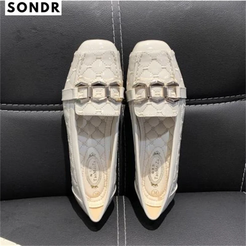 Square toe flat single shoes 2022 new women's shoes for pregnant women shoes with one foot pedal bean shoes women's large size w
Square toe flat single shoes 2022 new women's shoes for pregnant women shoes with one foot pedal bean shoes women's large size w