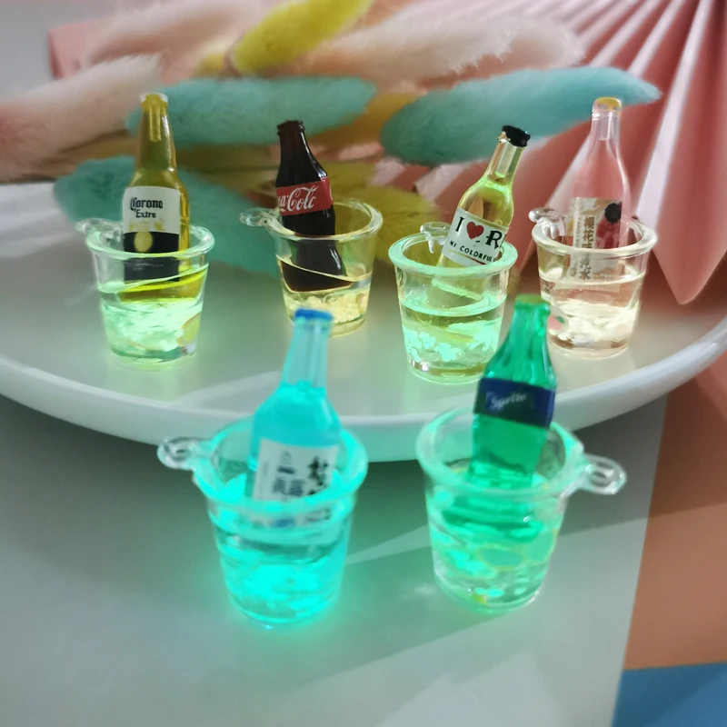 ApeUr 10pcs Luminous Iced Drink Resin Charms Cold Beer Beverage Pendants for Jewelry Making Keychain Floating DIY Craft
ApeUr 10pcs Luminous Iced Drink Resin Charms Cold Beer Beverage Pendants for Jewelry Making Keychain Floating DIY Craft