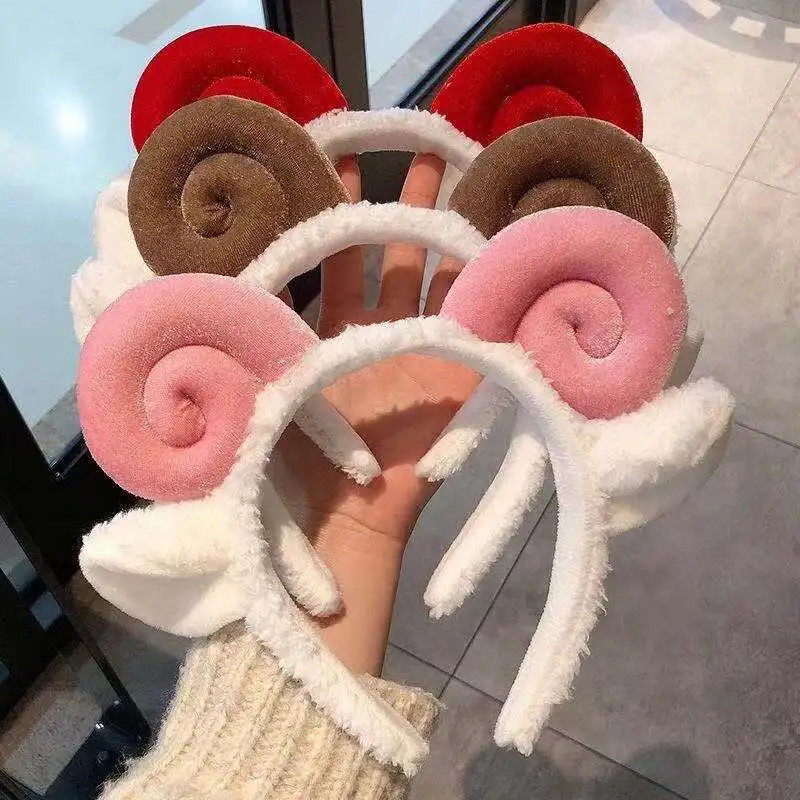YANZAI Cute Hair Band Cartoon Plush Sheep Horns Decor Hair Band Lamb Animal Headdress Women Girls Hair Band For Washing Face
YANZAI Cute Hair Band Cartoon Plush Sheep Horns Decor Hair Band Lamb Animal Headdress Women Girls Hair Band For Washing Face