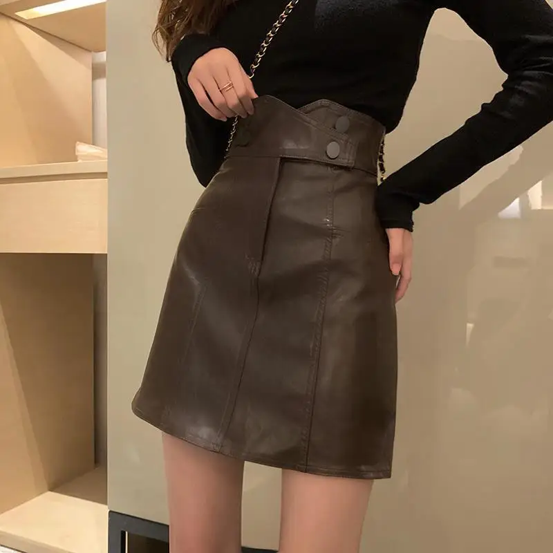 Faux Pu Leather Black Sexy Mini Skirts Women High Waist Skirt Streetwear Ladies Casual Party 2022 Spring Autumn Fashion X60
Faux Pu Leather Black Sexy Mini Skirts Women High Waist Skirt Streetwear Ladies Casual Party 2022 Spring Autumn Fashion X60