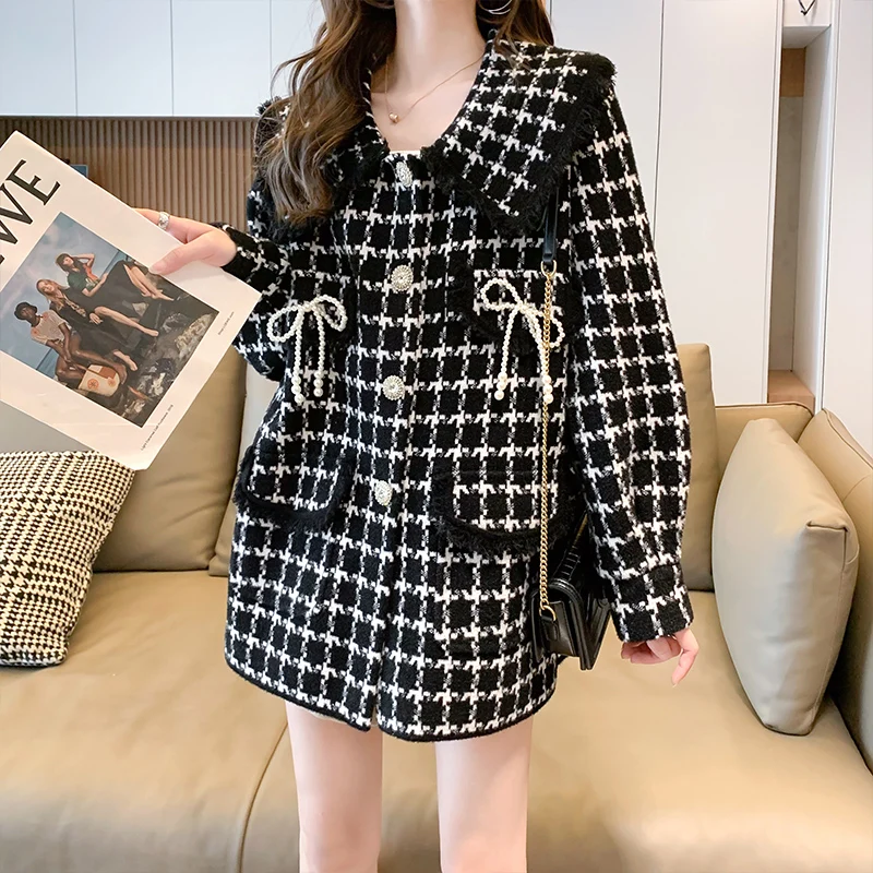 Fashion Houndstooth Plaid Woolen Coats Women's Clothing Autumn Winter Jackets 2022 New Long Doll Neck Knitted Woolen Coats jp656
Fashion Houndstooth Plaid Woolen Coats Women's Clothing Autumn Winter Jackets 2022 New Long Doll Neck Knitted Woolen Coats jp656