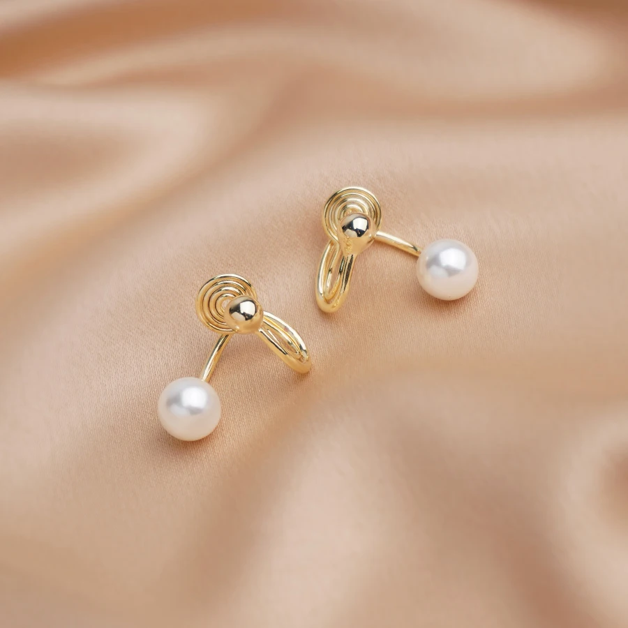 Retro Pearl Ear Clip Mosquito Incense Plate 2022 New Trendy Clip Earrings Women No Ear Holes High-end Light Luxury Party Jewelry
Retro Pearl Ear Clip Mosquito Incense Plate 2022 New Trendy Clip Earrings Women No Ear Holes High-end Light Luxury Party Jewelry