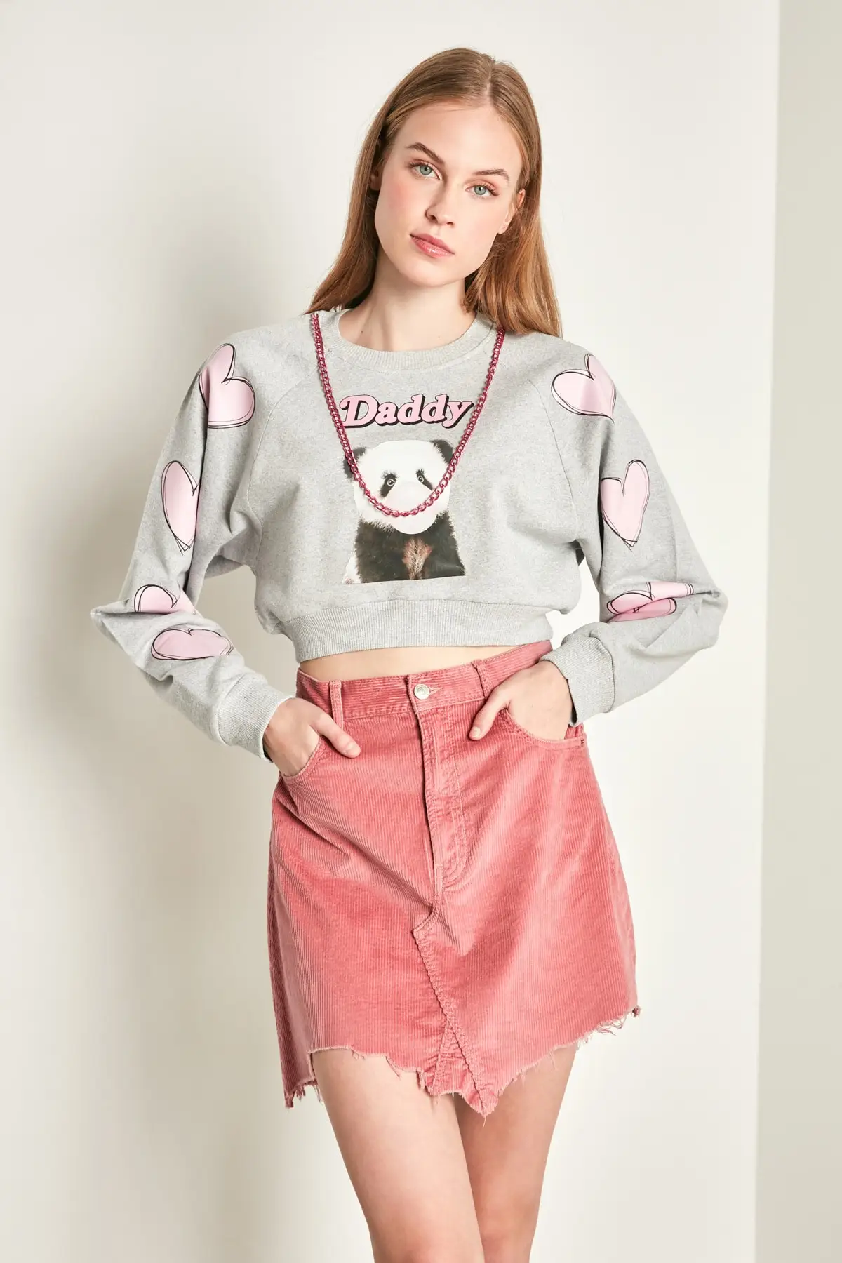 Women's Sweatshirt Gray Printed Pink Chain Detailed Crop Hoodies Fashion All Season New Designer Pullovers Fleece Hoodies
Women's Sweatshirt Gray Printed Pink Chain Detailed Crop Hoodies Fashion All Season New Designer Pullovers Fleece Hoodies