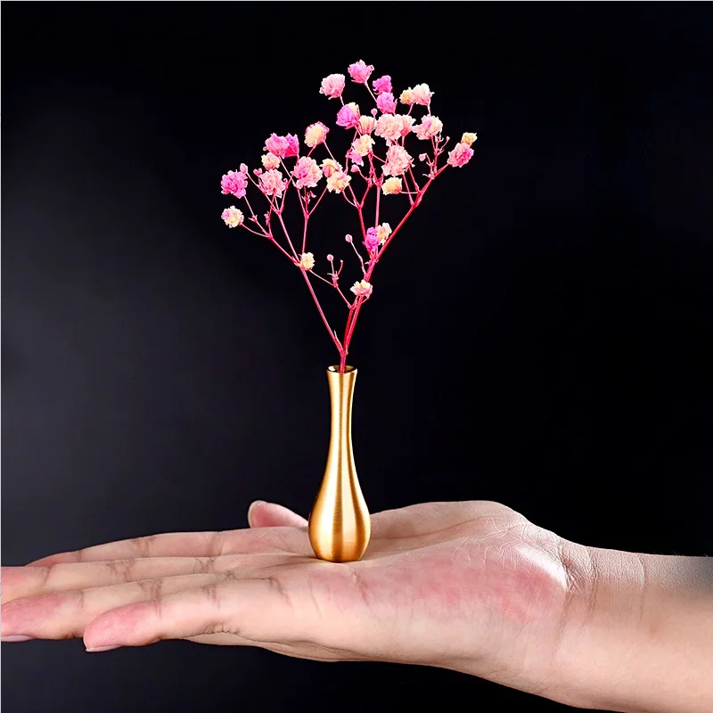 Pure Copper Mini Vase Desktop Copper Vase Decorative Antique Vase Metal Living Room Flower Arrangement Creative Ornaments Supply
Pure Copper Mini Vase Desktop Copper Vase Decorative Antique Vase Metal Living Room Flower Arrangement Creative Ornaments Supply