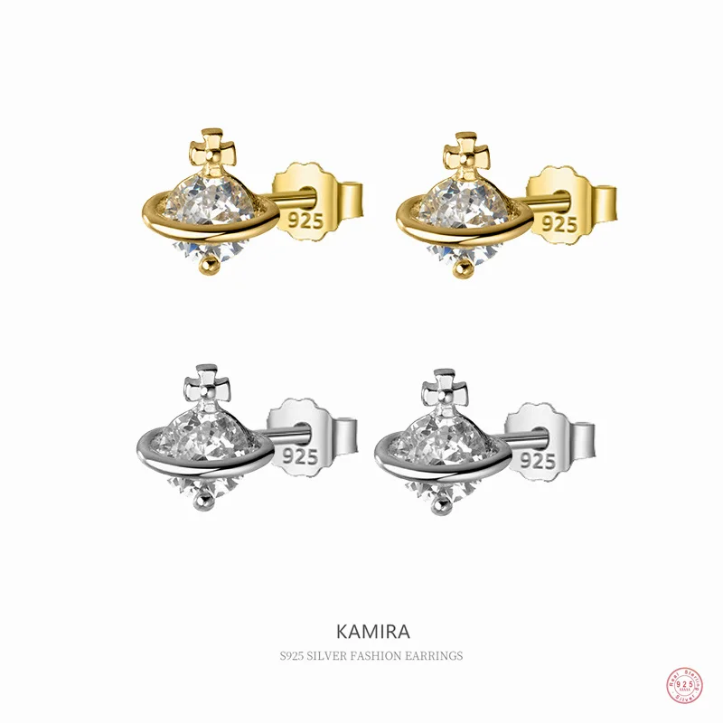 KAMIRA 925 Sterling Silver Classic Cross Luxury Planet Zircon Small Stud Earrings Women Fashion Unique Design Wedding Jewelry
KAMIRA 925 Sterling Silver Classic Cross Luxury Planet Zircon Small Stud Earrings Women Fashion Unique Design Wedding Jewelry