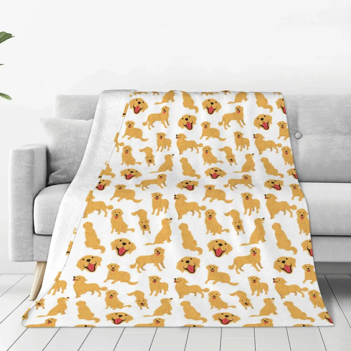 

Golden Retriever Soft Fleece Throw Blanket Warm and Cozy for All Seasons Comfy Microfiber Blanket for Couch Sofa Bed 40"x30"