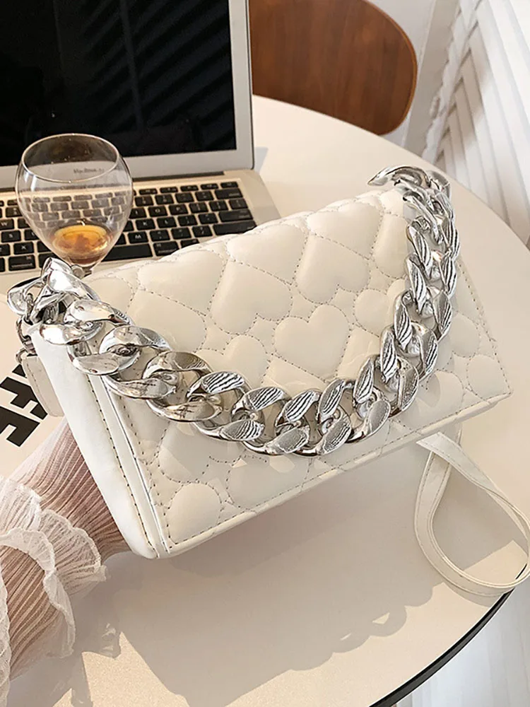 Thick Chain Shoulder Bags for Women Summer Fashion Pu Leather Women's Handbags Luxury Designer Small Female Crossbody Bag New
Thick Chain Shoulder Bags for Women Summer Fashion Pu Leather Women's Handbags Luxury Designer Small Female Crossbody Bag New