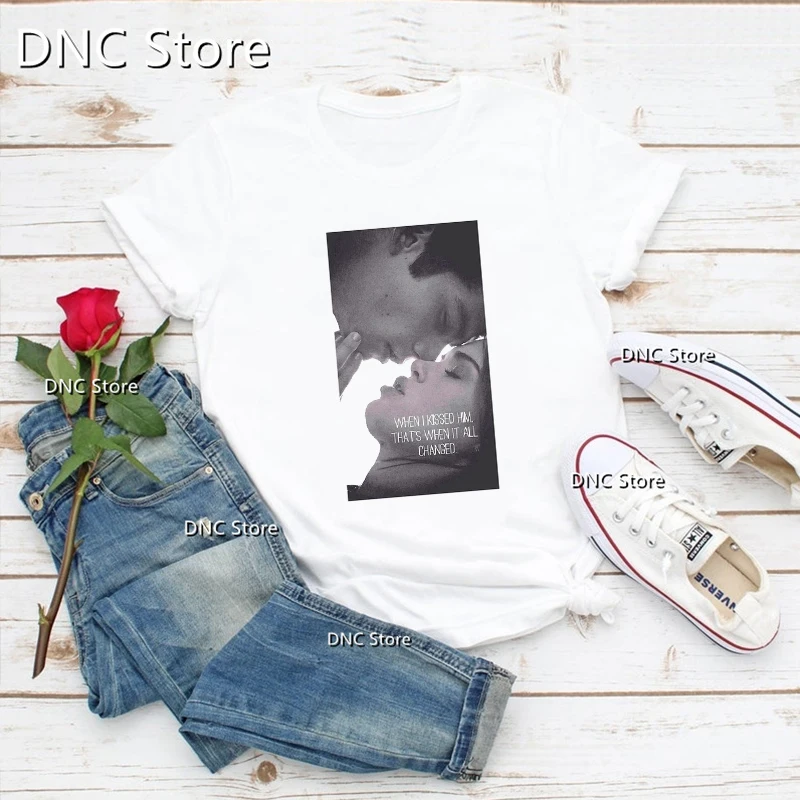 Футболка женская с графическим принтом «волк: фильм», модный тренд 90-х девушек, Повседневная рубашка в стиле Харадзюку
Футболка женская с графическим принтом «волк: фильм», модный тренд 90-х девушек, Повседневная рубашка в стиле Харадзюку