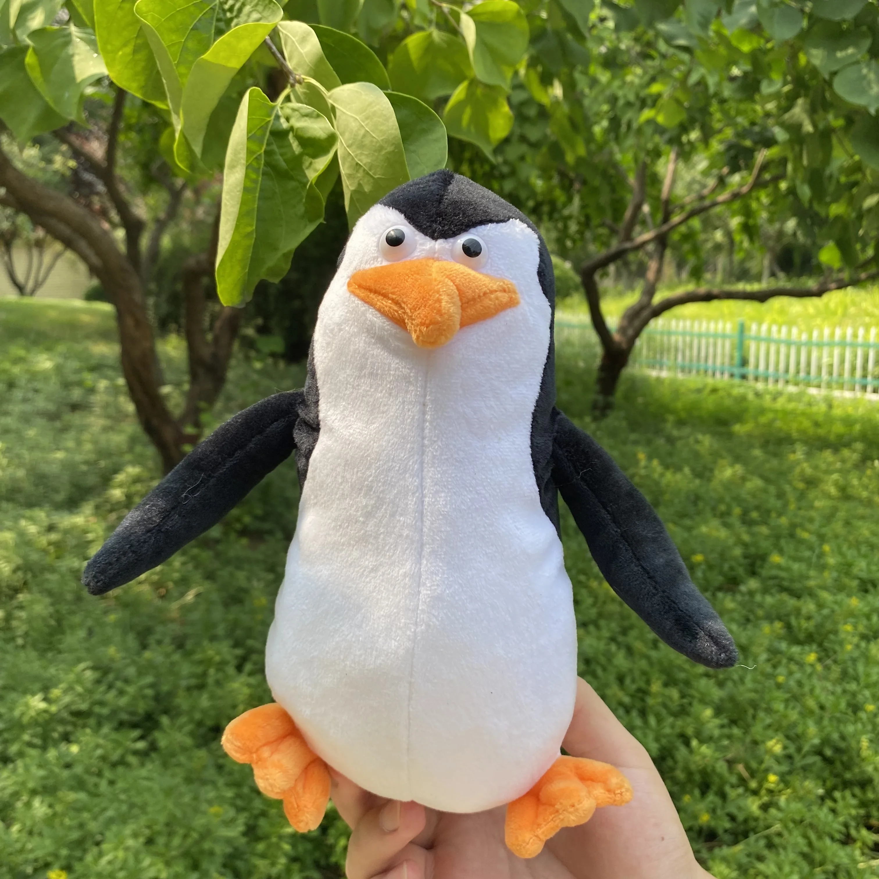 20cm Skipper Cute Fluffy Plush Toy Lovely Penguin Plush Toy Animal Doll Baby Comforting Sleeping Toy For Children Kids Birthday
20cm Skipper Cute Fluffy Plush Toy Lovely Penguin Plush Toy Animal Doll Baby Comforting Sleeping Toy For Children Kids Birthday