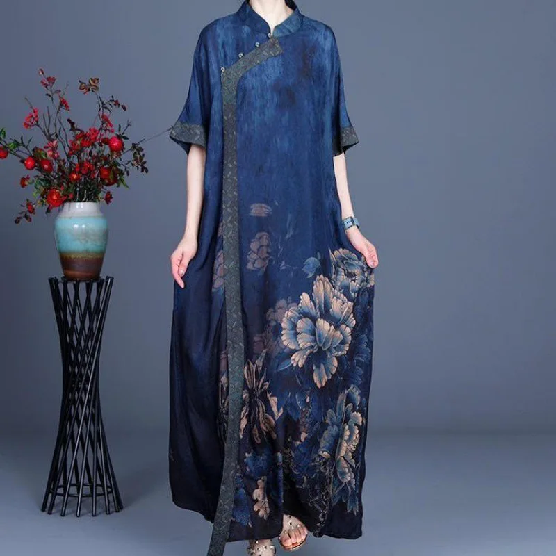 Retro Cheongsam Dress Women's Summer Buckle Elegant Temperament Loose Large Size Ethnic Style Long Skirt
Retro Cheongsam Dress Women's Summer Buckle Elegant Temperament Loose Large Size Ethnic Style Long Skirt