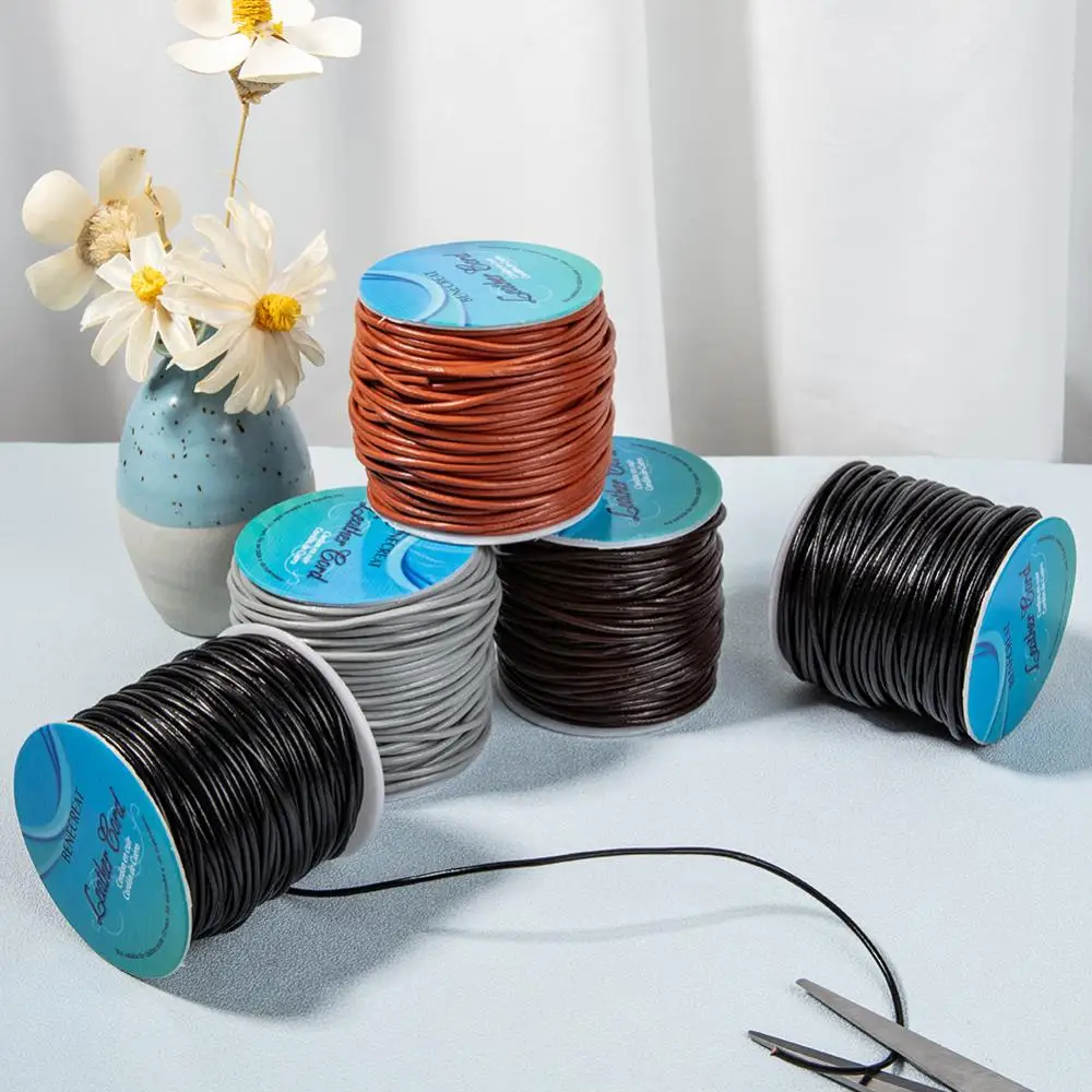 1.5mm/2mm Round Leather Cord Black Genuine Leather Cord Leather String for Bracelet Neckacle Beading Jewelry Making DIY Crafts
1.5mm/2mm Round Leather Cord Black Genuine Leather Cord Leather String for Bracelet Neckacle Beading Jewelry Making DIY Crafts