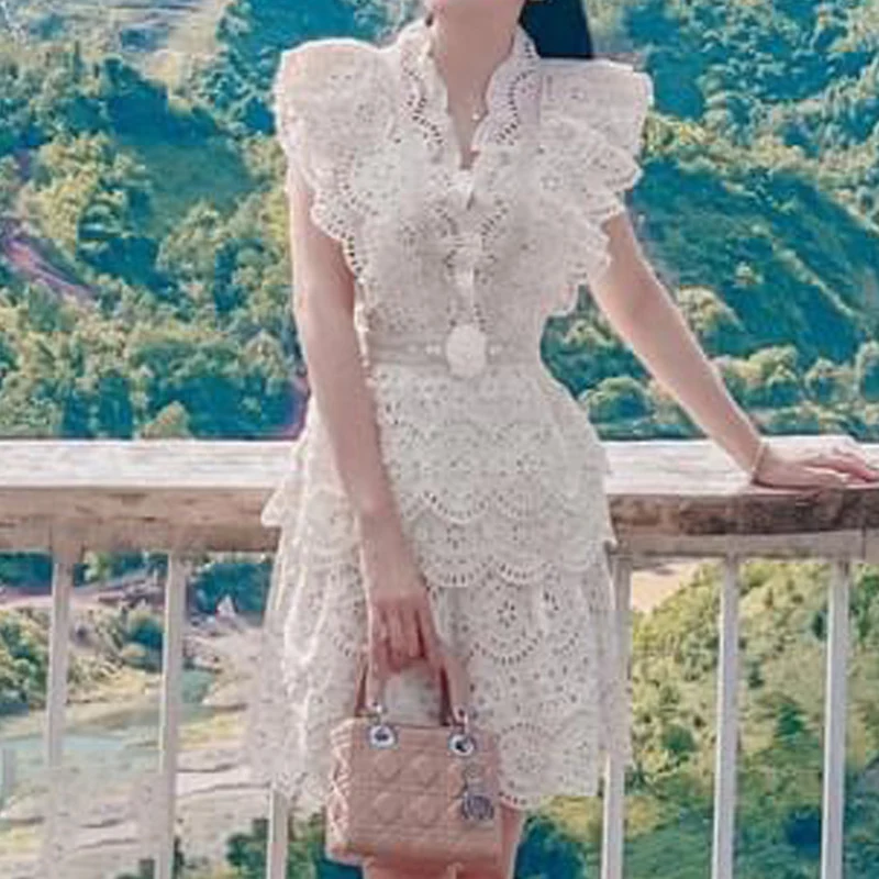 2023 Summer Apricot Lace Blouse + High Waisted Shorts Women Hook Flower Hollow Elegance 2 Piece Sets Vintage Dress Sets Business
2023 Summer Apricot Lace Blouse + High Waisted Shorts Women Hook Flower Hollow Elegance 2 Piece Sets Vintage Dress Sets Business