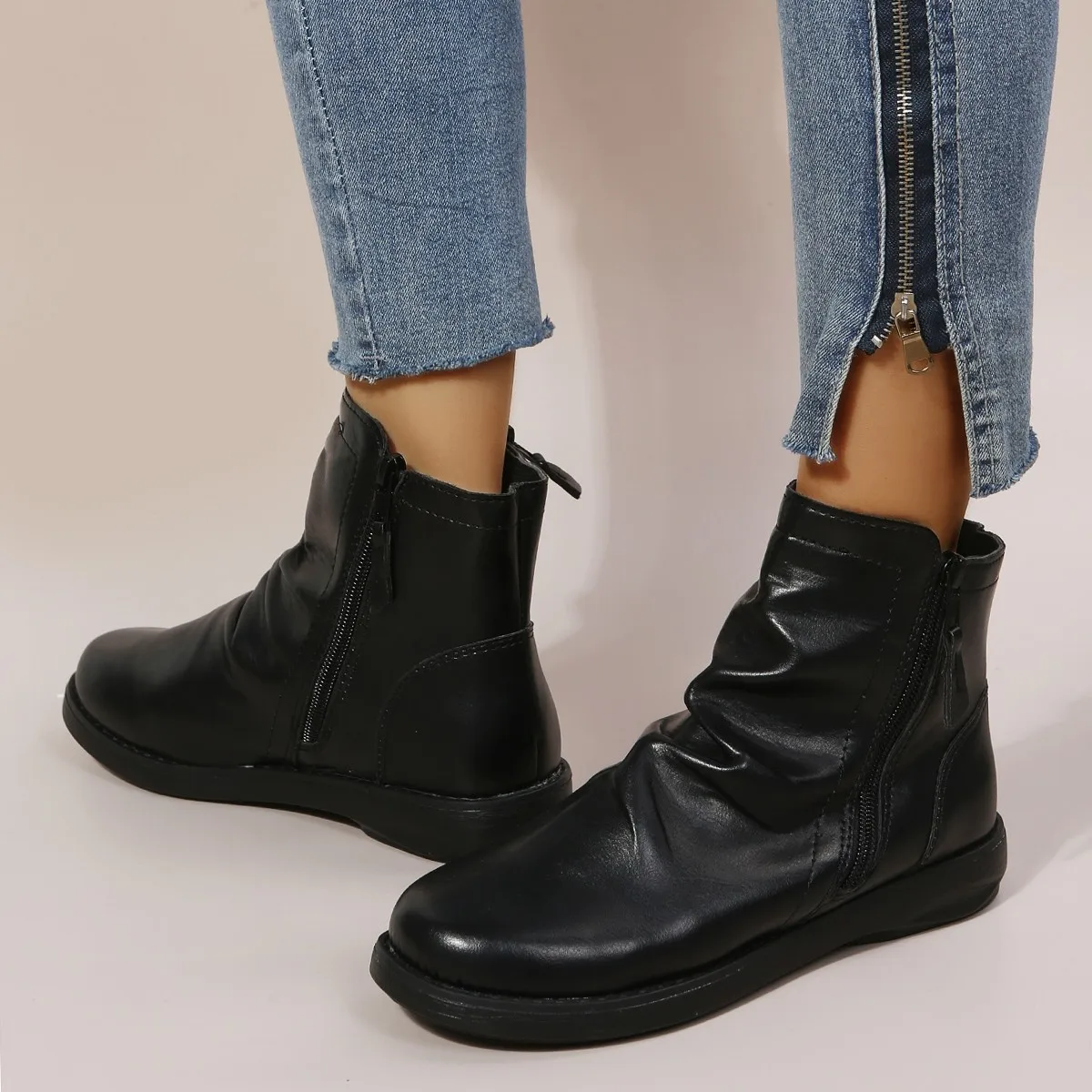 Winter And Autumn Boots Womens Short Boots Zipper Wrinkle Ankle Platform Shoes Waterproof Shoes Ladies Womens Leather Work Shoes
Winter And Autumn Boots Womens Short Boots Zipper Wrinkle Ankle Platform Shoes Waterproof Shoes Ladies Womens Leather Work Shoes
