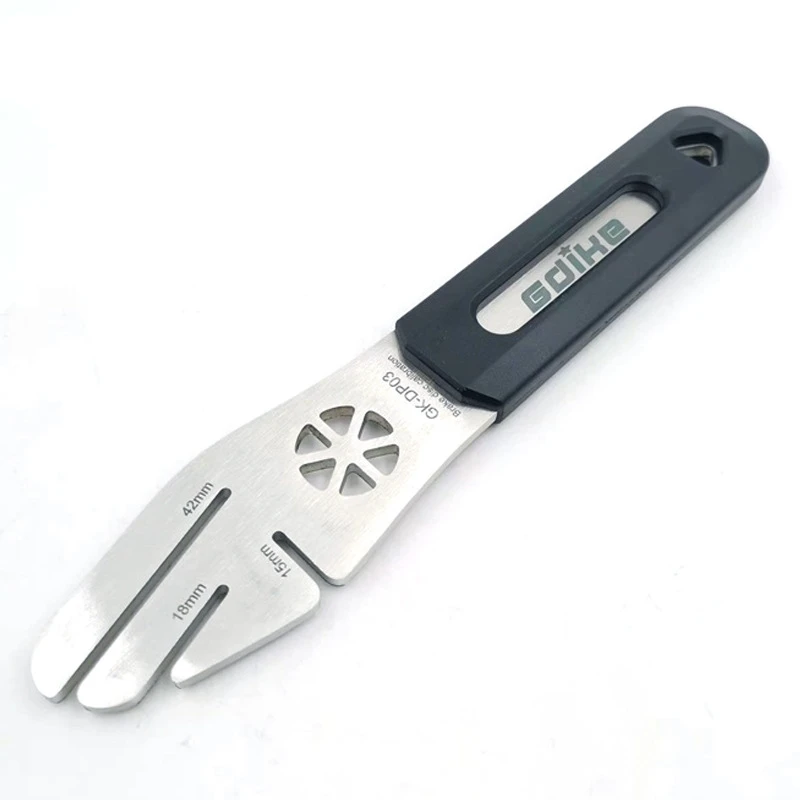 GDIKE GK-DP03 Mountain Bike Disc Brake Rotor Spanner 172.6g EIEIO Stainless Steel Correction Wrench Bicycle Parts
GDIKE GK-DP03 Mountain Bike Disc Brake Rotor Spanner 172.6g EIEIO Stainless Steel Correction Wrench Bicycle Parts
