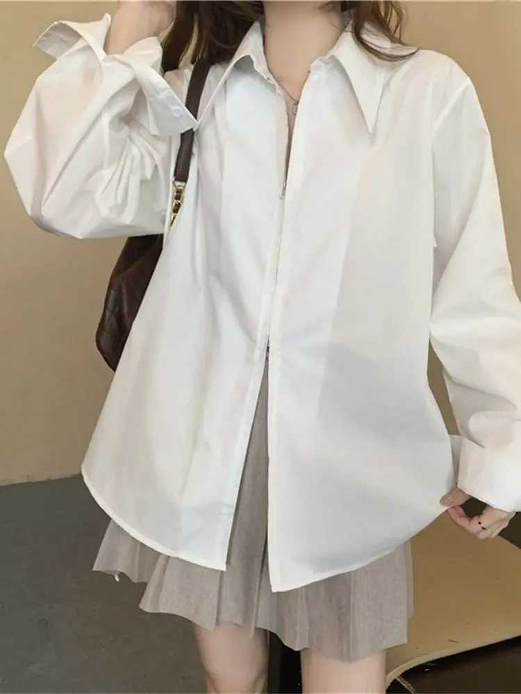 Alien Kitty Minimalist Lapel Casual Women Shirts Fashion Solid Zipper New Hot Loose Office Lady All Match Work Wear Chic Blouses
Alien Kitty Minimalist Lapel Casual Women Shirts Fashion Solid Zipper New Hot Loose Office Lady All Match Work Wear Chic Blouses