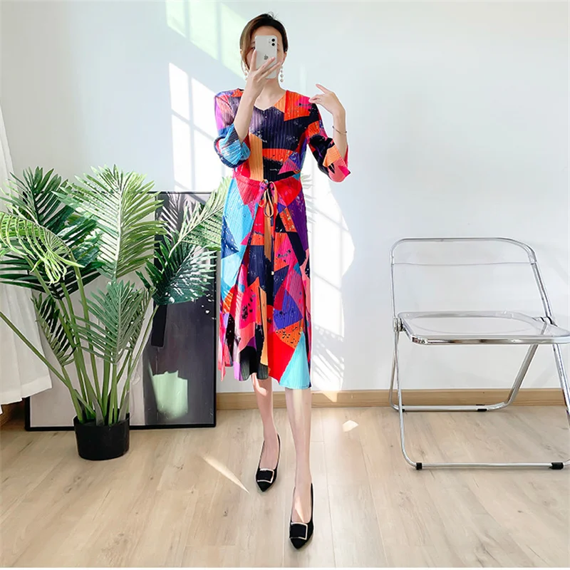 Miyake Pleated Pleated Skirt for Women 2022 Spring/Summer New A- Line Design Lace Printing Round Neck Plus Size Dress Vestidos
Miyake Pleated Pleated Skirt for Women 2022 Spring/Summer New A- Line Design Lace Printing Round Neck Plus Size Dress Vestidos